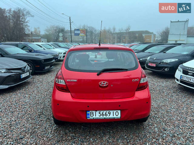 Червоний Хендай і20, об'ємом двигуна 1.4 л та пробігом 130 тис. км за 7900 $, фото 5 на Automoto.ua