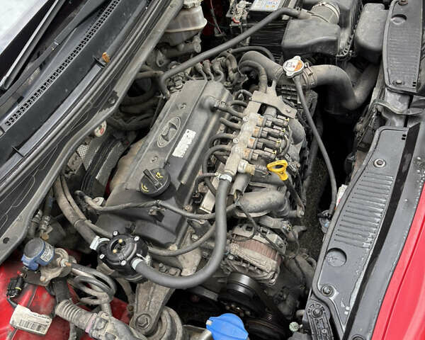 Красный Хендай и20, объемом двигателя 1.2 л и пробегом 232 тыс. км за 5600 $, фото 18 на Automoto.ua