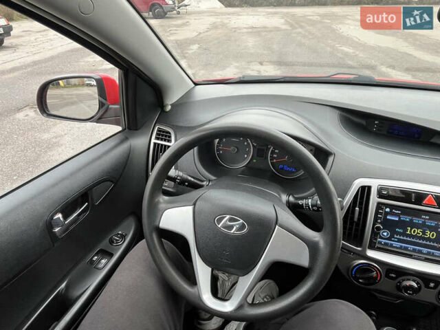 Червоний Хендай і20, об'ємом двигуна 1.4 л та пробігом 159 тис. км за 8300 $, фото 22 на Automoto.ua