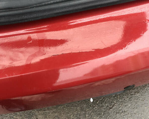 Красный Хендай и20, объемом двигателя 1.4 л и пробегом 167 тыс. км за 6600 $, фото 2 на Automoto.ua