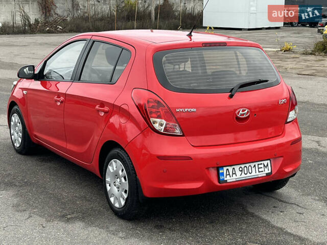 Червоний Хендай і20, об'ємом двигуна 1.4 л та пробігом 159 тис. км за 8300 $, фото 7 на Automoto.ua