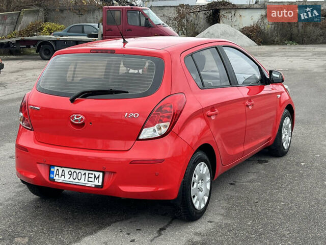Червоний Хендай і20, об'ємом двигуна 1.4 л та пробігом 159 тис. км за 8300 $, фото 5 на Automoto.ua