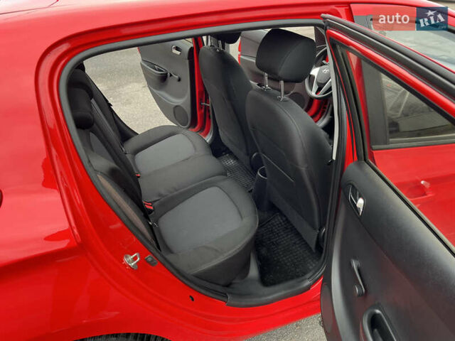 Червоний Хендай і20, об'ємом двигуна 1.4 л та пробігом 159 тис. км за 8300 $, фото 14 на Automoto.ua