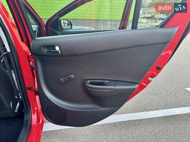 Красный Хендай и20, объемом двигателя 1.4 л и пробегом 108 тыс. км за 8900 $, фото 36 на Automoto.ua