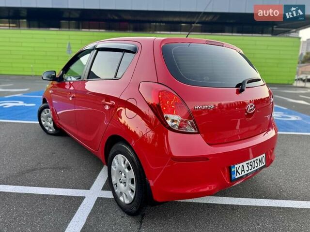 Красный Хендай и20, объемом двигателя 1.4 л и пробегом 108 тыс. км за 8900 $, фото 23 на Automoto.ua