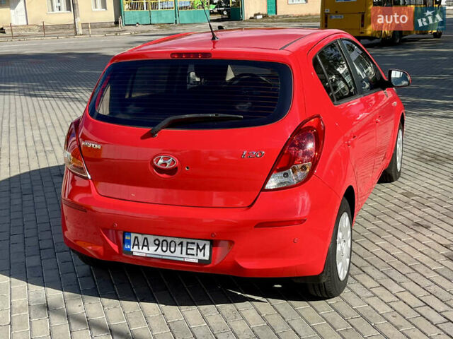 Красный Хендай и20, объемом двигателя 1.4 л и пробегом 159 тыс. км за 8450 $, фото 8 на Automoto.ua