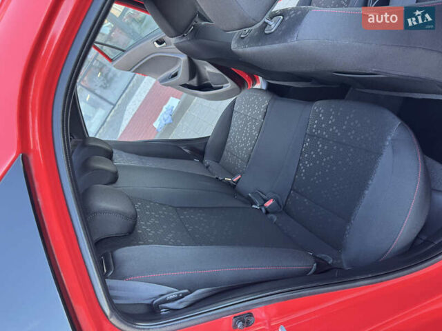 Червоний Хендай і20, об'ємом двигуна 1 л та пробігом 186 тис. км за 11799 $, фото 131 на Automoto.ua