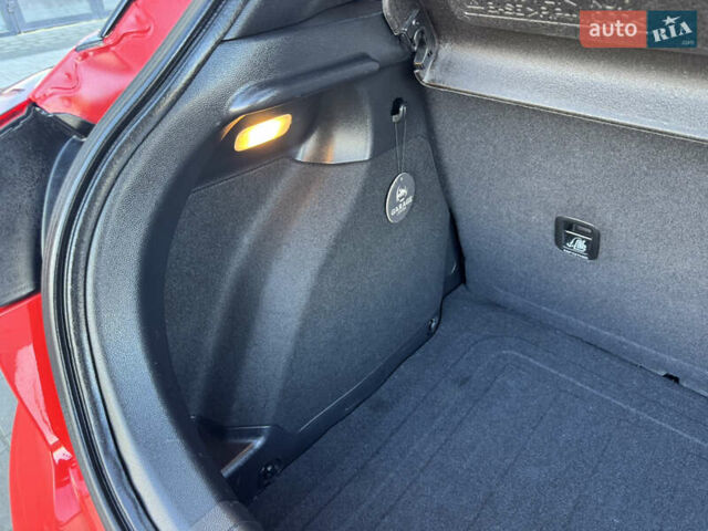 Червоний Хендай і20, об'ємом двигуна 1 л та пробігом 186 тис. км за 11799 $, фото 145 на Automoto.ua