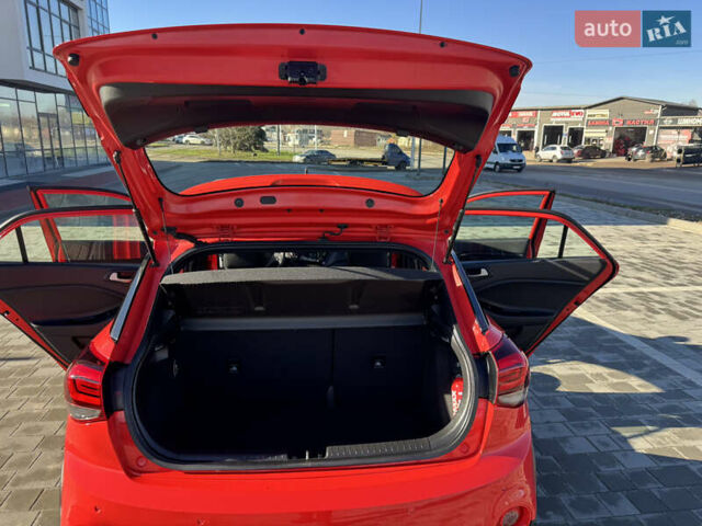 Червоний Хендай і20, об'ємом двигуна 1 л та пробігом 186 тис. км за 11799 $, фото 88 на Automoto.ua