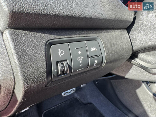 Червоний Хендай і20, об'ємом двигуна 1 л та пробігом 186 тис. км за 11799 $, фото 66 на Automoto.ua