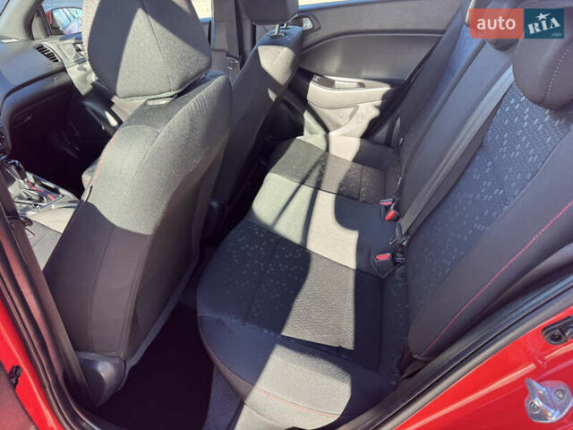 Червоний Хендай і20, об'ємом двигуна 1 л та пробігом 186 тис. км за 11799 $, фото 68 на Automoto.ua