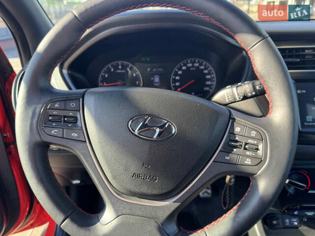 Червоний Хендай і20, об'ємом двигуна 1 л та пробігом 186 тис. км за 11799 $, фото 53 на Automoto.ua