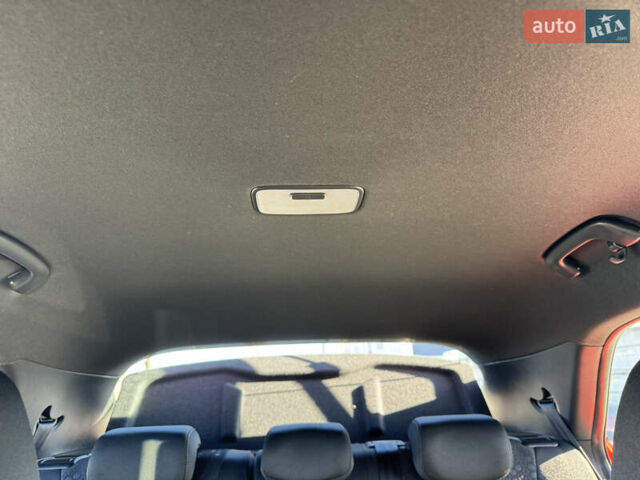 Червоний Хендай і20, об'ємом двигуна 1 л та пробігом 186 тис. км за 11799 $, фото 85 на Automoto.ua