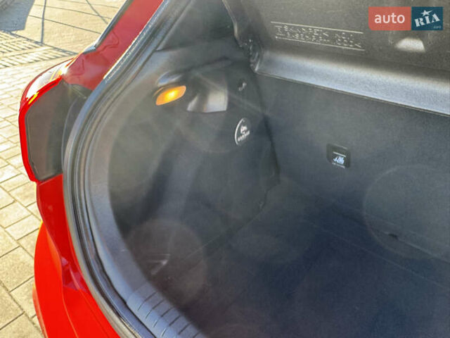 Червоний Хендай і20, об'ємом двигуна 1 л та пробігом 186 тис. км за 11799 $, фото 91 на Automoto.ua