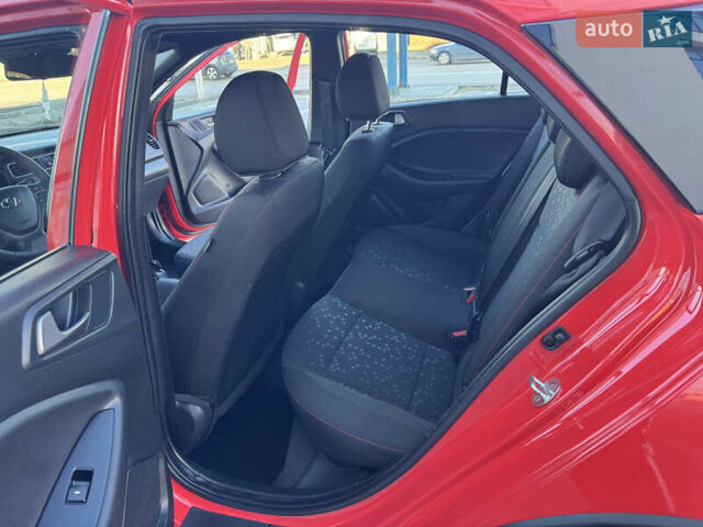 Червоний Хендай і20, об'ємом двигуна 1 л та пробігом 186 тис. км за 11799 $, фото 122 на Automoto.ua