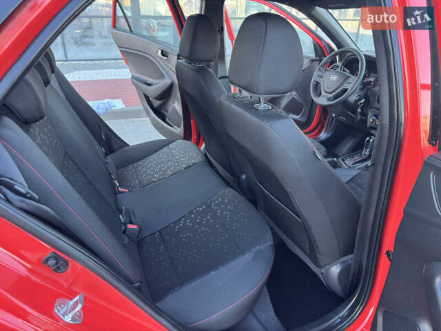 Червоний Хендай і20, об'ємом двигуна 1 л та пробігом 186 тис. км за 11799 $, фото 130 на Automoto.ua