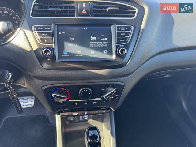 Червоний Хендай і20, об'ємом двигуна 1 л та пробігом 186 тис. км за 11799 $, фото 57 на Automoto.ua