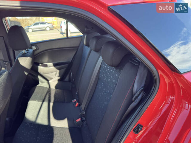 Червоний Хендай і20, об'ємом двигуна 1 л та пробігом 186 тис. км за 11799 $, фото 69 на Automoto.ua