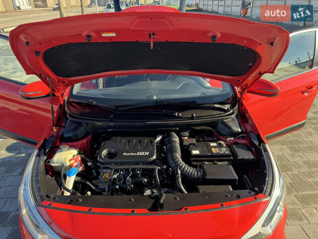 Червоний Хендай і20, об'ємом двигуна 1 л та пробігом 186 тис. км за 11799 $, фото 94 на Automoto.ua