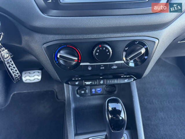 Червоний Хендай і20, об'ємом двигуна 1 л та пробігом 186 тис. км за 11799 $, фото 112 на Automoto.ua