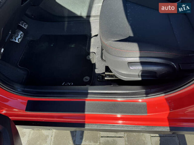 Червоний Хендай і20, об'ємом двигуна 1 л та пробігом 186 тис. км за 11799 $, фото 48 на Automoto.ua