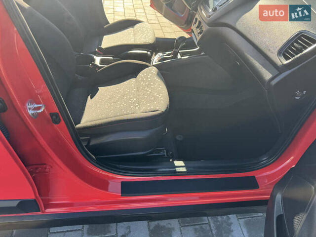 Червоний Хендай і20, об'ємом двигуна 1 л та пробігом 186 тис. км за 11799 $, фото 71 на Automoto.ua