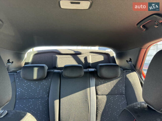 Червоний Хендай і20, об'ємом двигуна 1 л та пробігом 186 тис. км за 11799 $, фото 87 на Automoto.ua