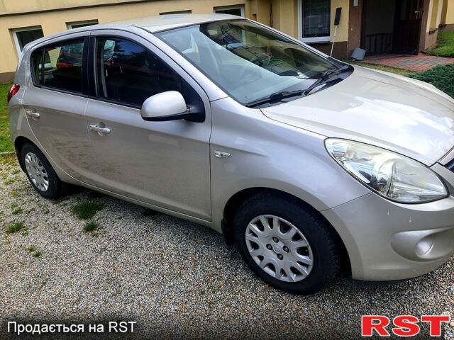 Хендай і20, об'ємом двигуна 1.2 л та пробігом 290 тис. км за 5000 $, фото 1 на Automoto.ua