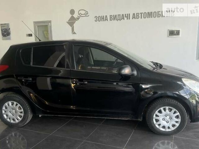 Хендай і20, об'ємом двигуна 1.25 л та пробігом 178 тис. км за 5900 $, фото 7 на Automoto.ua