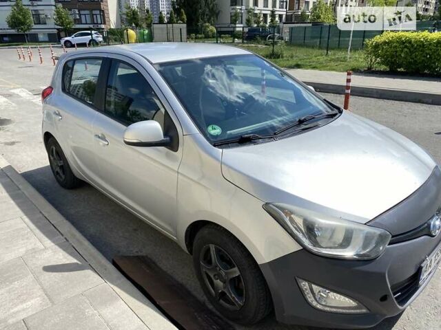 Хендай і20, об'ємом двигуна 1.25 л та пробігом 215 тис. км за 5950 $, фото 2 на Automoto.ua