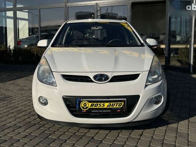 Хендай и20, объемом двигателя 1.3 л и пробегом 242 тыс. км за 4999 $, фото 1 на Automoto.ua