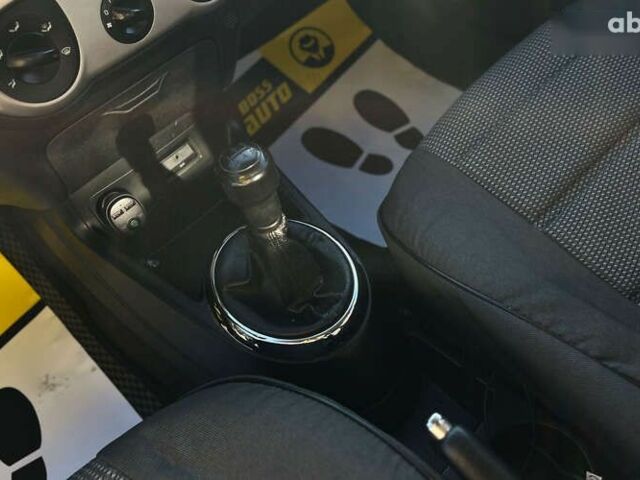 Хендай и20, объемом двигателя 1.3 л и пробегом 257 тыс. км за 4600 $, фото 18 на Automoto.ua