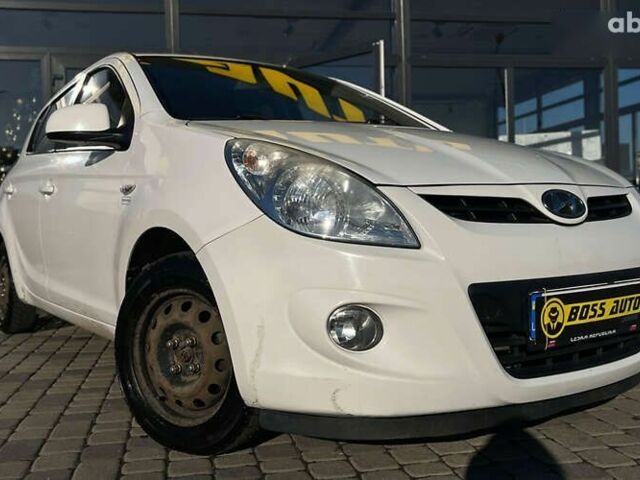 Хендай и20, объемом двигателя 1.3 л и пробегом 257 тыс. км за 4600 $, фото 8 на Automoto.ua