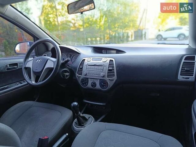 Хендай и20, объемом двигателя 1.2 л и пробегом 204 тыс. км за 4500 $, фото 2 на Automoto.ua