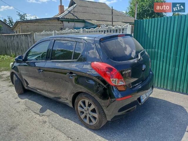 Хендай і20, об'ємом двигуна 1.25 л та пробігом 215 тис. км за 7200 $, фото 4 на Automoto.ua
