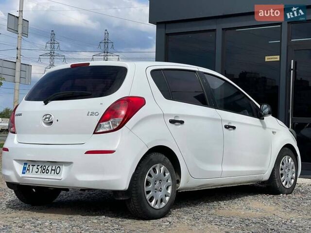 Хендай і20, об'ємом двигуна 1.25 л та пробігом 210 тис. км за 5500 $, фото 4 на Automoto.ua