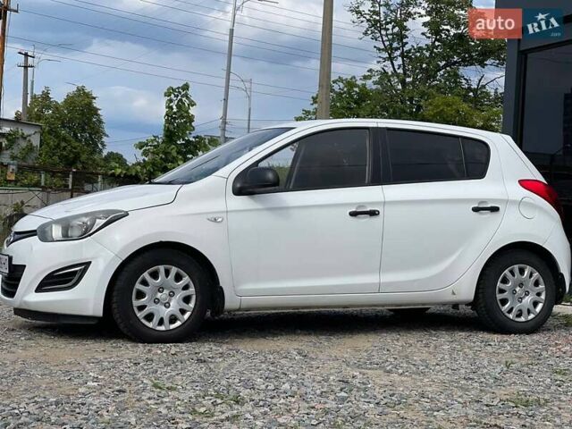 Хендай і20, об'ємом двигуна 1.25 л та пробігом 210 тис. км за 5500 $, фото 2 на Automoto.ua
