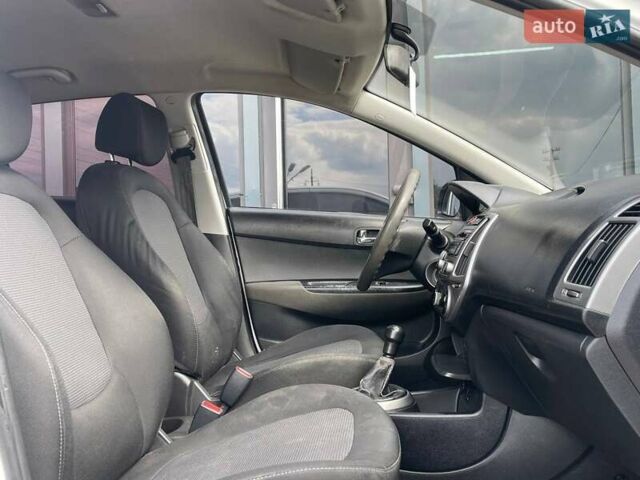 Хендай і20, об'ємом двигуна 1.25 л та пробігом 210 тис. км за 5500 $, фото 10 на Automoto.ua