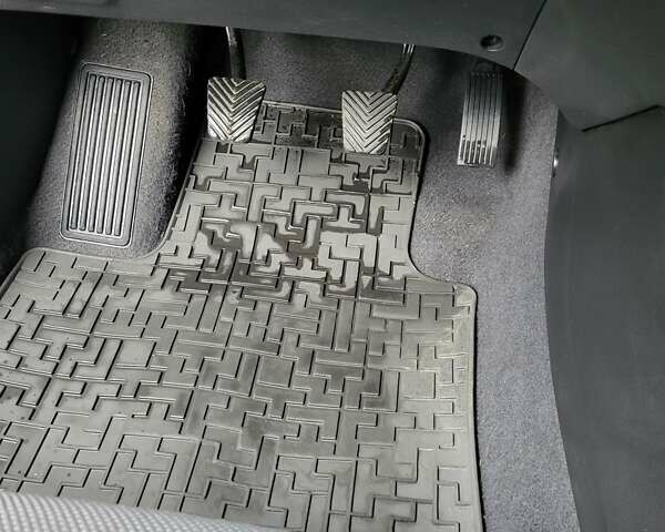 Хендай і20, об'ємом двигуна 1.25 л та пробігом 104 тис. км за 10350 $, фото 11 на Automoto.ua