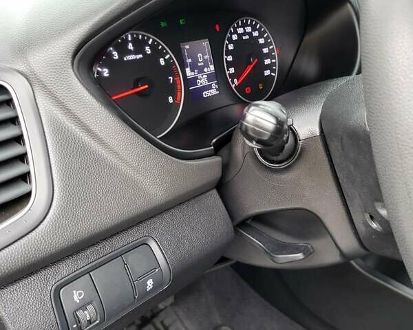 Хендай і20, об'ємом двигуна 1.25 л та пробігом 104 тис. км за 10350 $, фото 12 на Automoto.ua