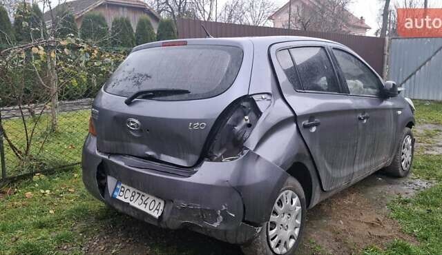 Серый Хендай и20, объемом двигателя 1.25 л и пробегом 240 тыс. км за 1499 $, фото 1 на Automoto.ua