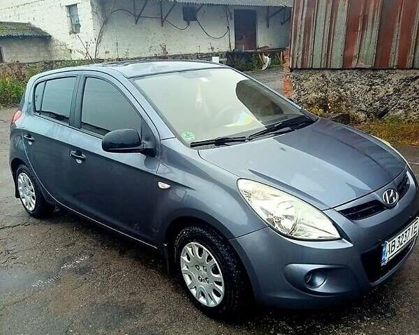 Серый Хендай и20, объемом двигателя 1.2 л и пробегом 181 тыс. км за 5600 $, фото 23 на Automoto.ua
