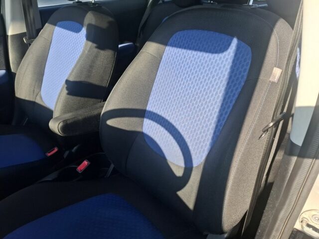 Сірий Хендай і20, об'ємом двигуна 1.4 л та пробігом 195 тис. км за 4900 $, фото 5 на Automoto.ua