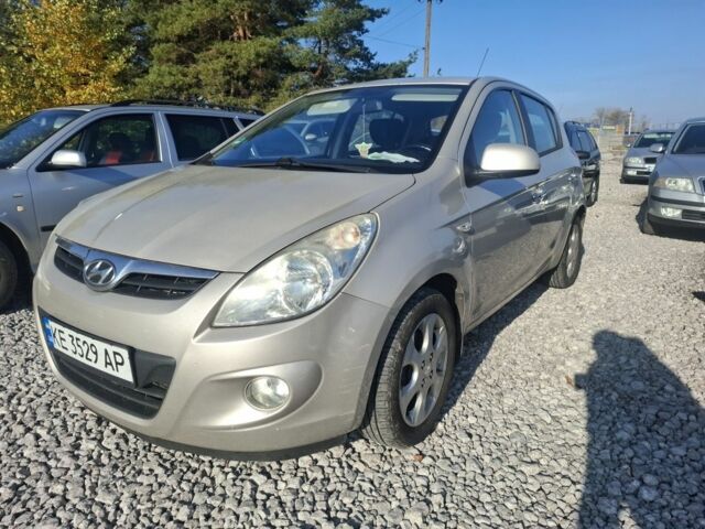 Сірий Хендай і20, об'ємом двигуна 1.4 л та пробігом 195 тис. км за 4900 $, фото 1 на Automoto.ua