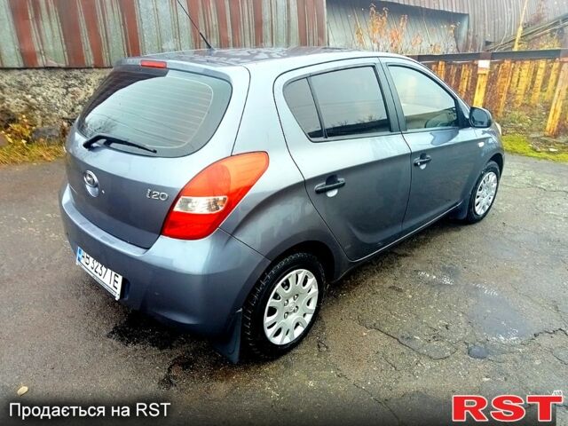 Серый Хендай и20, объемом двигателя 1.2 л и пробегом 181 тыс. км за 5600 $, фото 6 на Automoto.ua