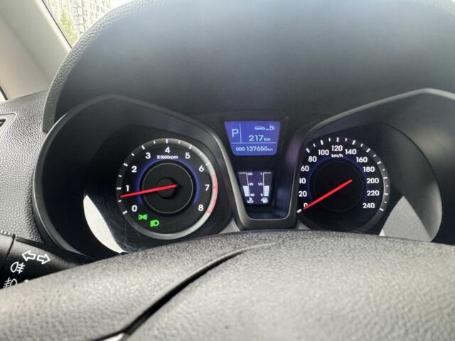 Серый Хендай и20, объемом двигателя 1.6 л и пробегом 137 тыс. км за 10900 $, фото 15 на Automoto.ua