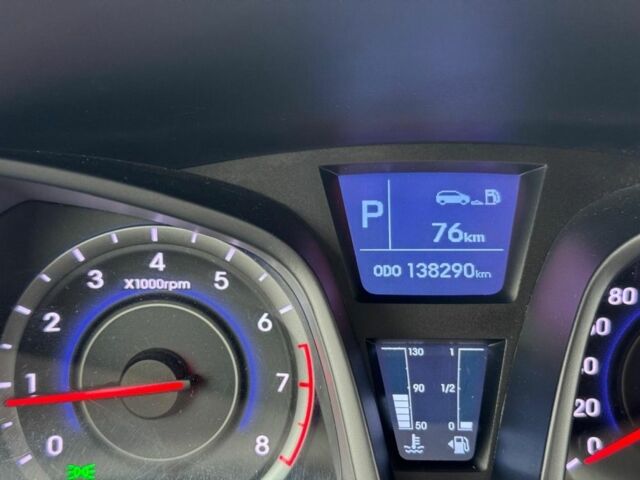 Серый Хендай и20, объемом двигателя 1.6 л и пробегом 137 тыс. км за 10950 $, фото 15 на Automoto.ua