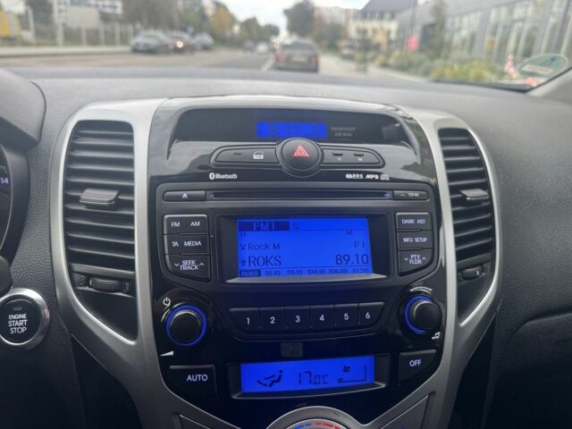 Серый Хендай и20, объемом двигателя 1.6 л и пробегом 137 тыс. км за 10900 $, фото 17 на Automoto.ua