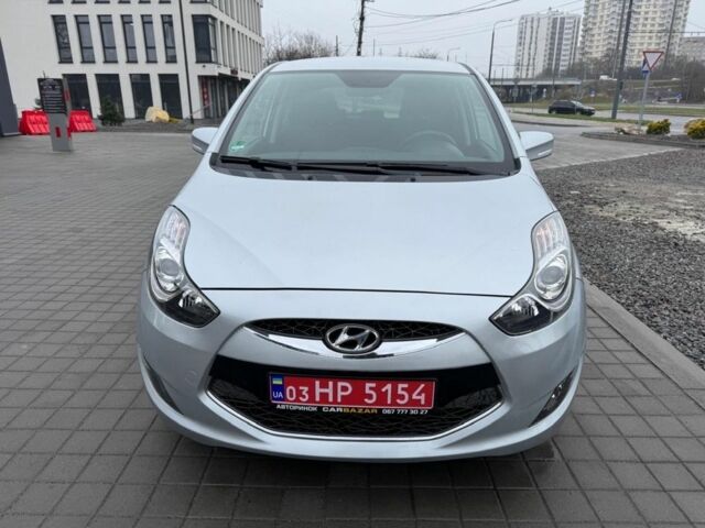 Серый Хендай и20, объемом двигателя 1.6 л и пробегом 137 тыс. км за 10950 $, фото 1 на Automoto.ua