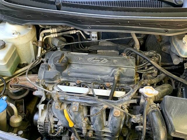 Хендай и20 2010 в Харькове на Automoto.ua Серый Хендай и20, объемом двигателя 1.2 л и пробегом 140 тыс. км за 5200 $, фото 6 на Automoto.ua